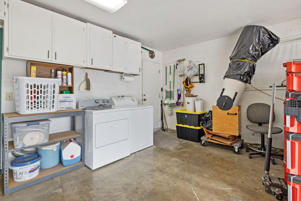 Image 30 of property listing at 2323 S Dollner Street, Visalia, CA 93277