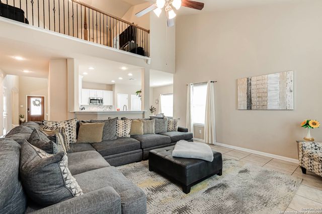 24735 Buck Crk, San Antonio, TX 78255