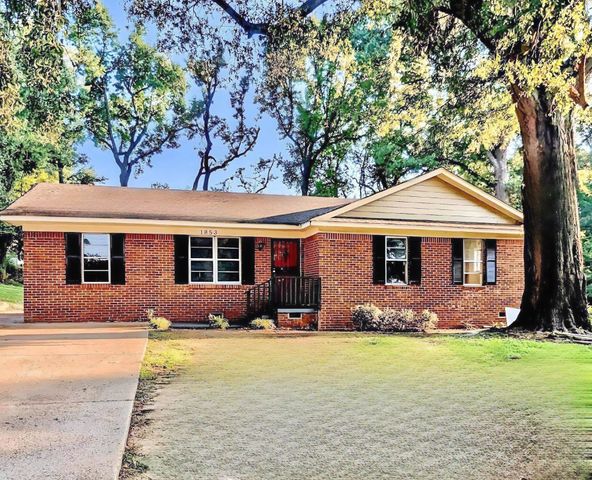 1853 WARNER AVE, Memphis, TN 38127