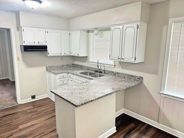 1853 WARNER AVE, Memphis, TN 38127