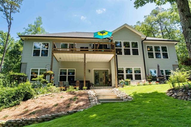 131 Blalock Coves Drive, Chesnee, SC 29323