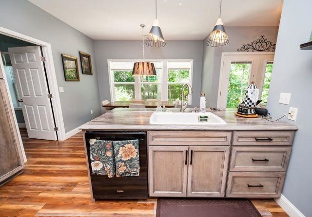 131 Blalock Coves Drive, Chesnee, SC 29323