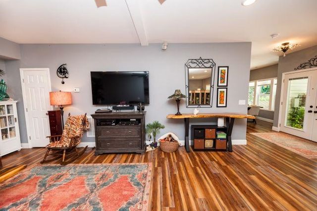 131 Blalock Coves Drive, Chesnee, SC 29323