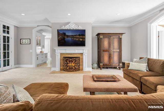 505 Timberline Drive, Franklin Lakes, NJ 07417