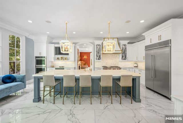 505 Timberline Drive, Franklin Lakes, NJ 07417