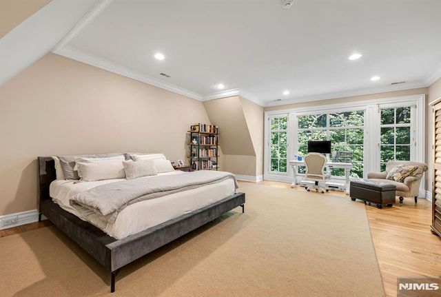 505 Timberline Drive, Franklin Lakes, NJ 07417