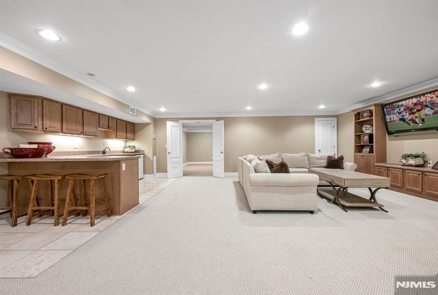 505 Timberline Drive, Franklin Lakes, NJ 07417