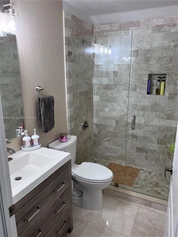 8642 NW 109th Ct 0, Doral, FL 33178