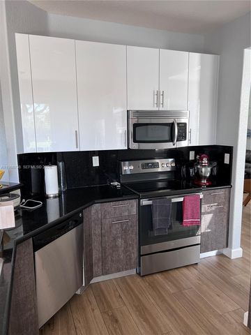 8642 NW 109th Ct 0, Doral, FL 33178