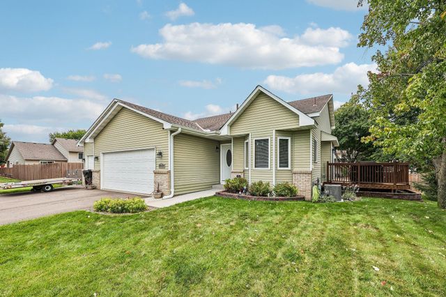 14185 Ferrara Avenue N, Hugo, MN 55038