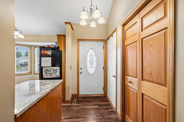 14185 Ferrara Avenue N, Hugo, MN 55038