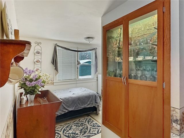 46 Seneca St, Van Buren, NY 13027