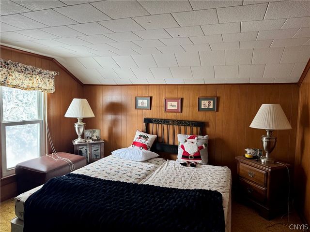 46 Seneca St, Van Buren, NY 13027