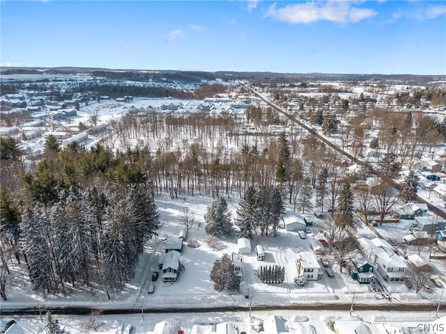 46 Seneca St, Van Buren, NY 13027