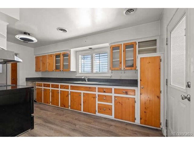 6875 W 16th Ave, Lakewood, CO 80214