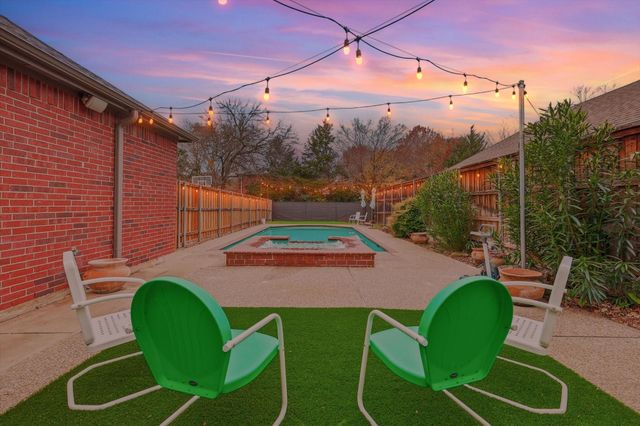 2801 Holly Leaf Lane, Flower Mound, TX 75022