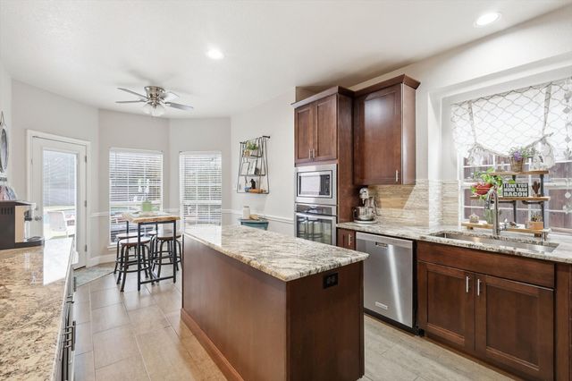 2801 Holly Leaf Lane, Flower Mound, TX 75022