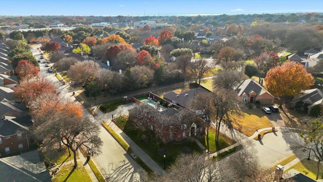 2801 Holly Leaf Lane, Flower Mound, TX 75022