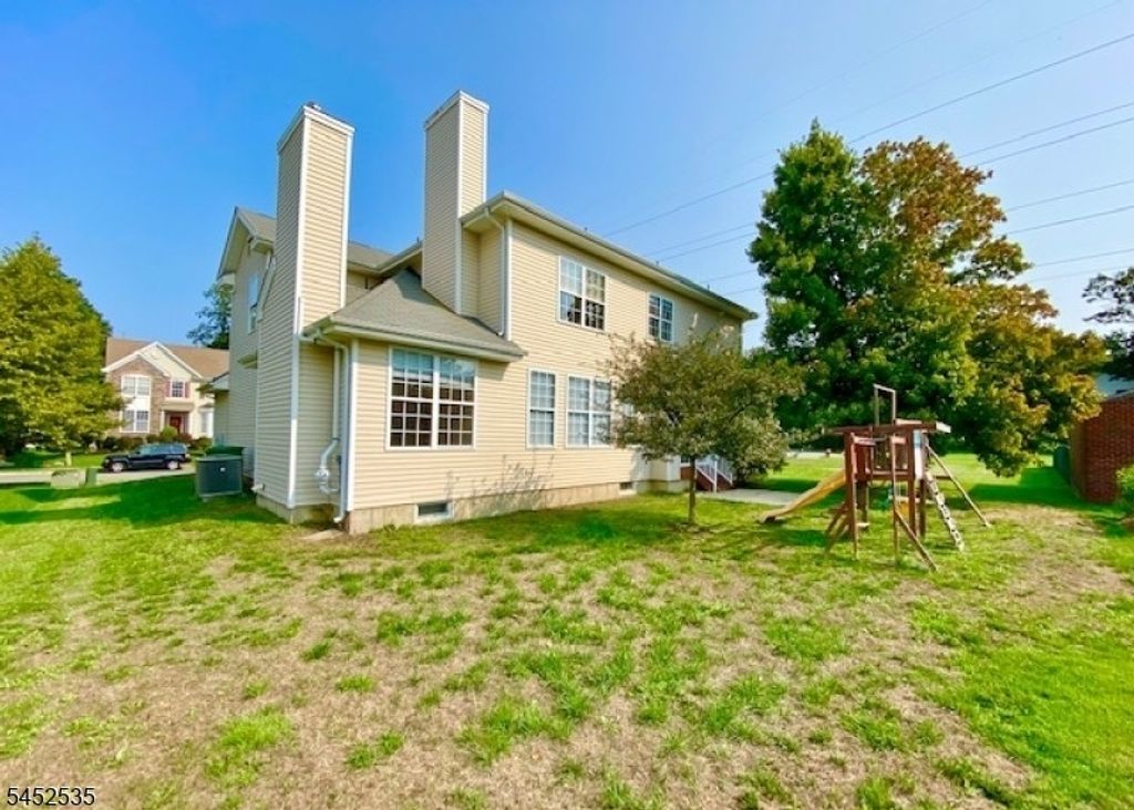 24 Skurka Ct, Sayreville Boro, NJ 08872 — photo 4