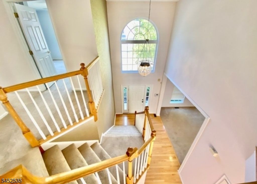 24 Skurka Ct, Sayreville Boro, NJ 08872 — photo 5