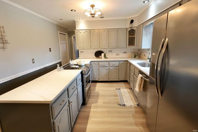 2525 W Lawson Road, Marion, IN 46952