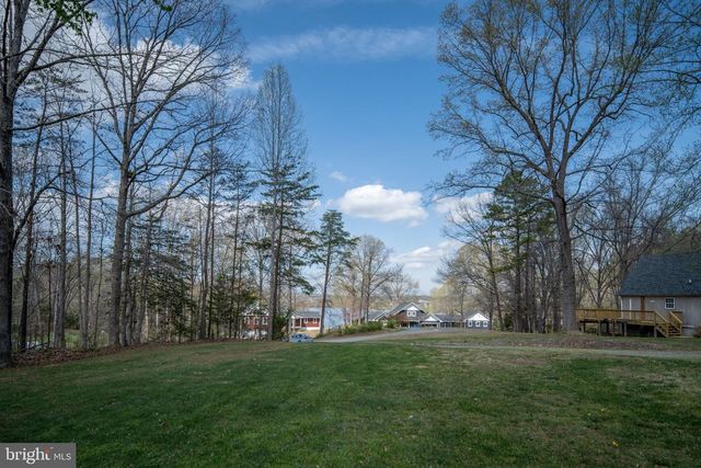 144 PLATEAU, Louisa, VA 23093