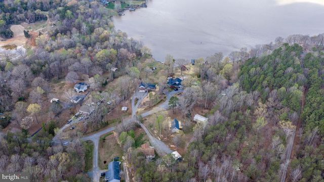 144 PLATEAU, Louisa, VA 23093