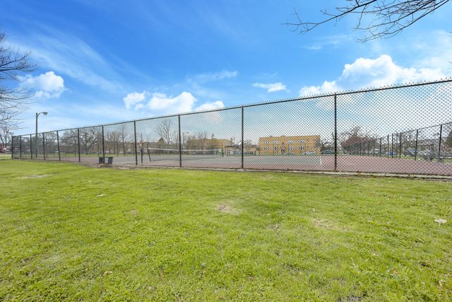 2749 N Kilbourn Avenue 2, Chicago, IL 60639