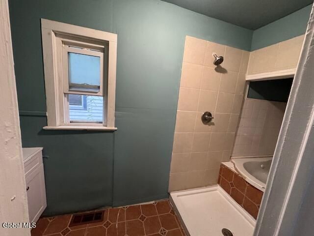17 Grove Avenue, Albany, NY 12208