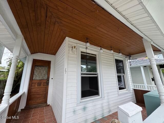 17 Grove Avenue, Albany, NY 12208