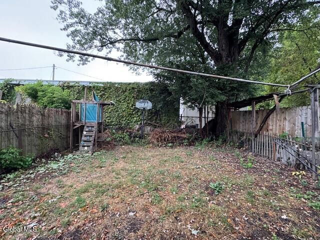 17 Grove Avenue, Albany, NY 12208