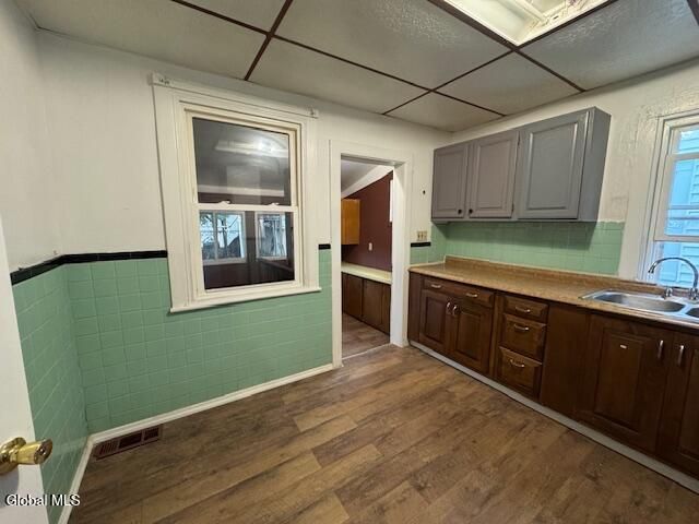 17 Grove Avenue, Albany, NY 12208