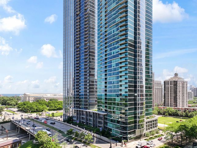 1201 S Prairie Avenue 4702, Chicago, IL 60605