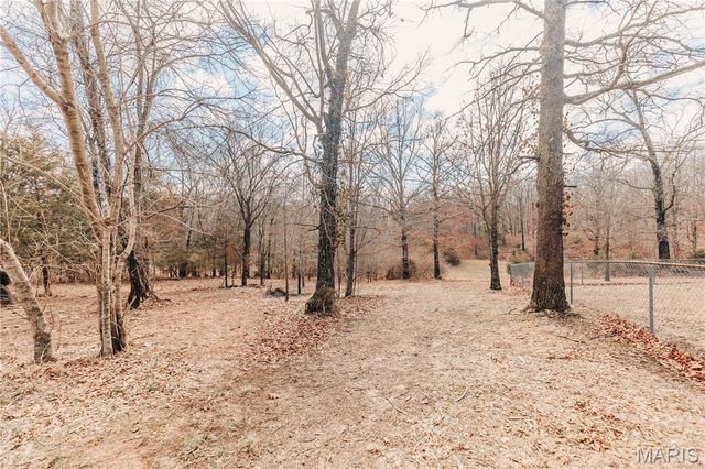 15720 Hallmark Lane, St Robert, MO 65584