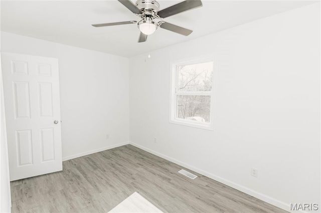 15720 Hallmark Lane, St Robert, MO 65584