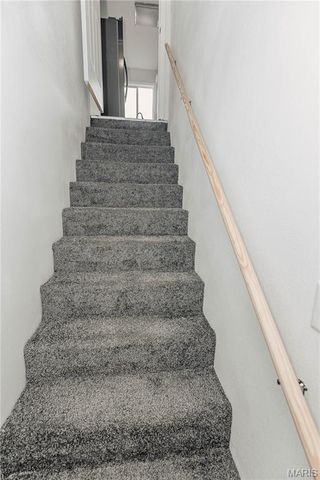 15720 Hallmark Lane, St Robert, MO 65584