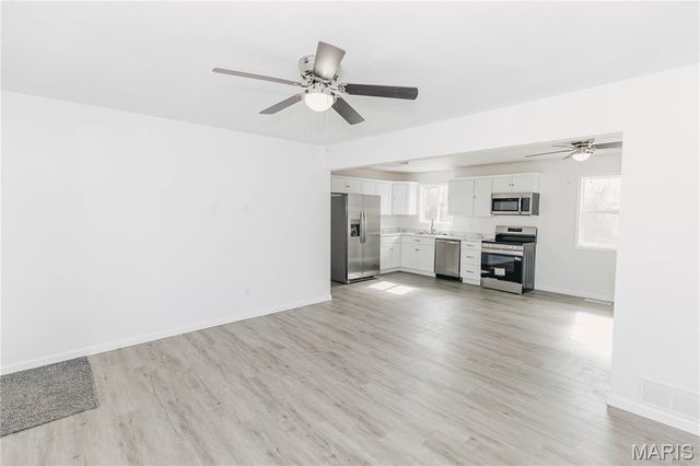 15720 Hallmark Lane, St Robert, MO 65584