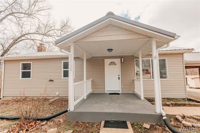 15720 Hallmark Lane, St Robert, MO 65584