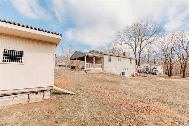 15720 Hallmark Lane, St Robert, MO 65584