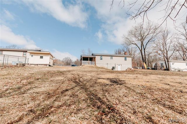 15720 Hallmark Lane, St Robert, MO 65584