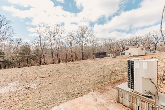 15720 Hallmark Lane, St Robert, MO 65584