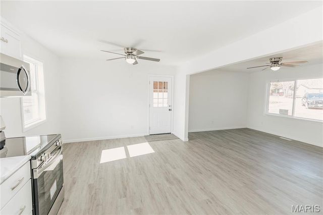 15720 Hallmark Lane, St Robert, MO 65584