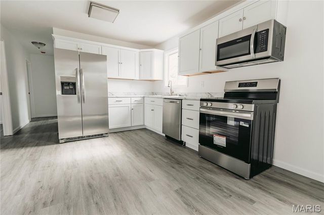 15720 Hallmark Lane, St Robert, MO 65584