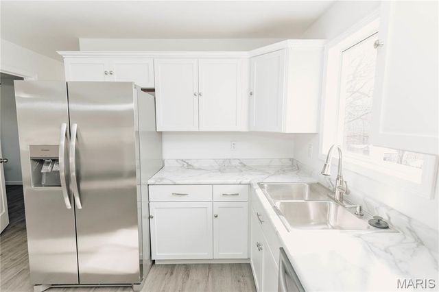 15720 Hallmark Lane, St Robert, MO 65584