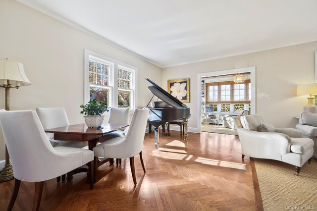 9 Sunnybrae Place, Bronxville, NY 10708