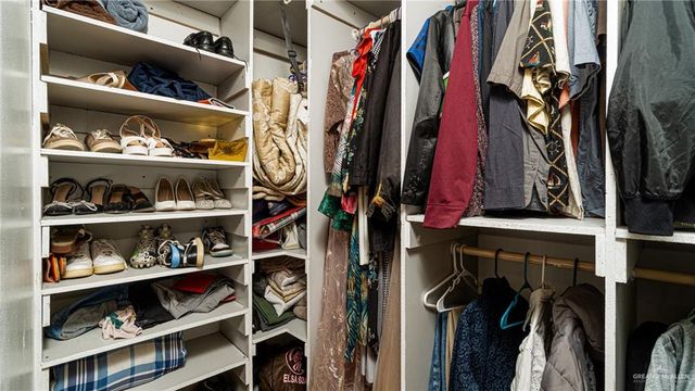 2222 Zeke Avenue, Edinburg, TX 78542