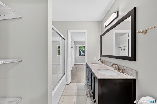 1 Horizon Drive 5, Norwalk, CT 06854