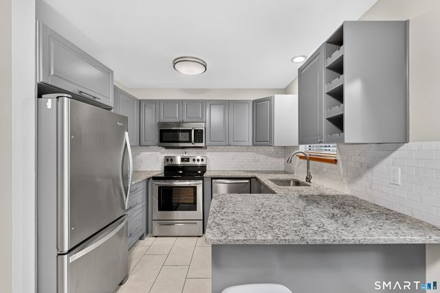 1 Horizon Drive 5, Norwalk, CT 06854