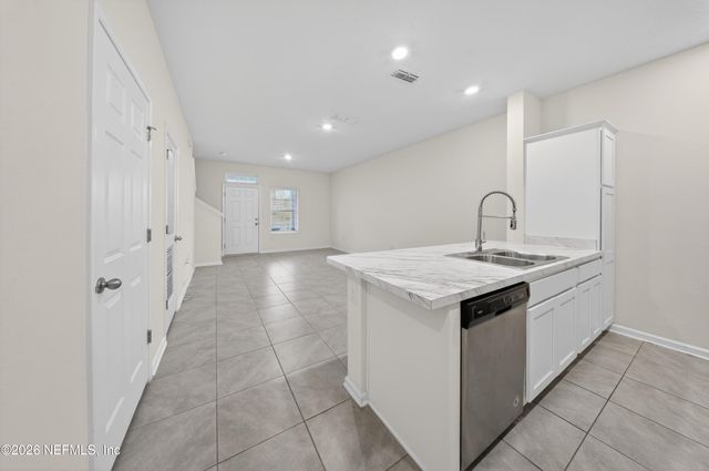 86848 MAINLINE Road, Yulee, FL 32097