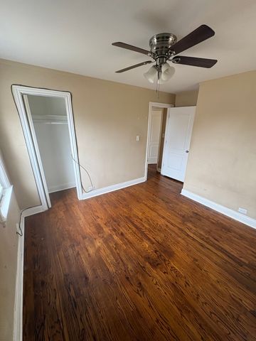 7801 S Winchester Avenue, Chicago, IL 60620